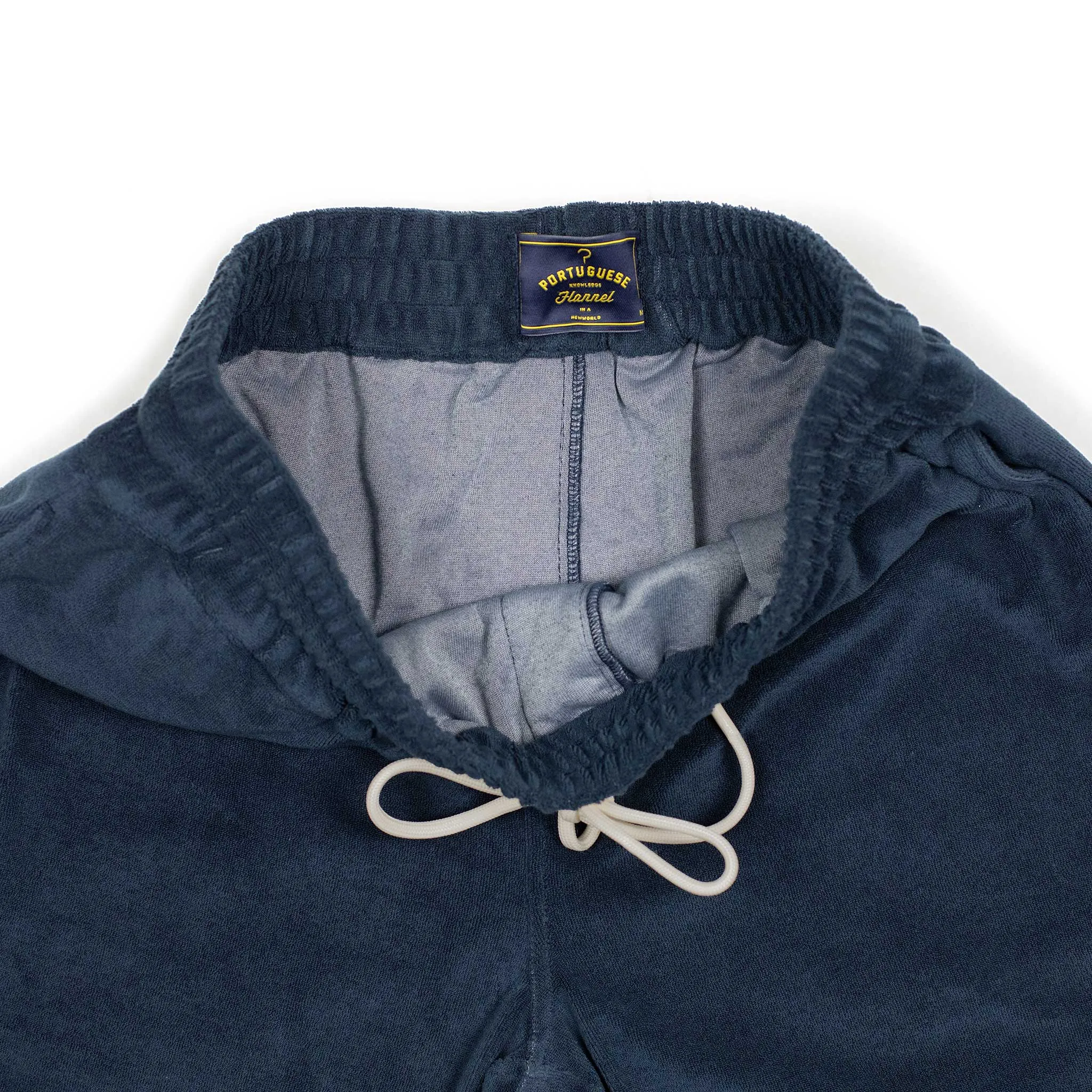 Easy shorts in navy cotton mix terry