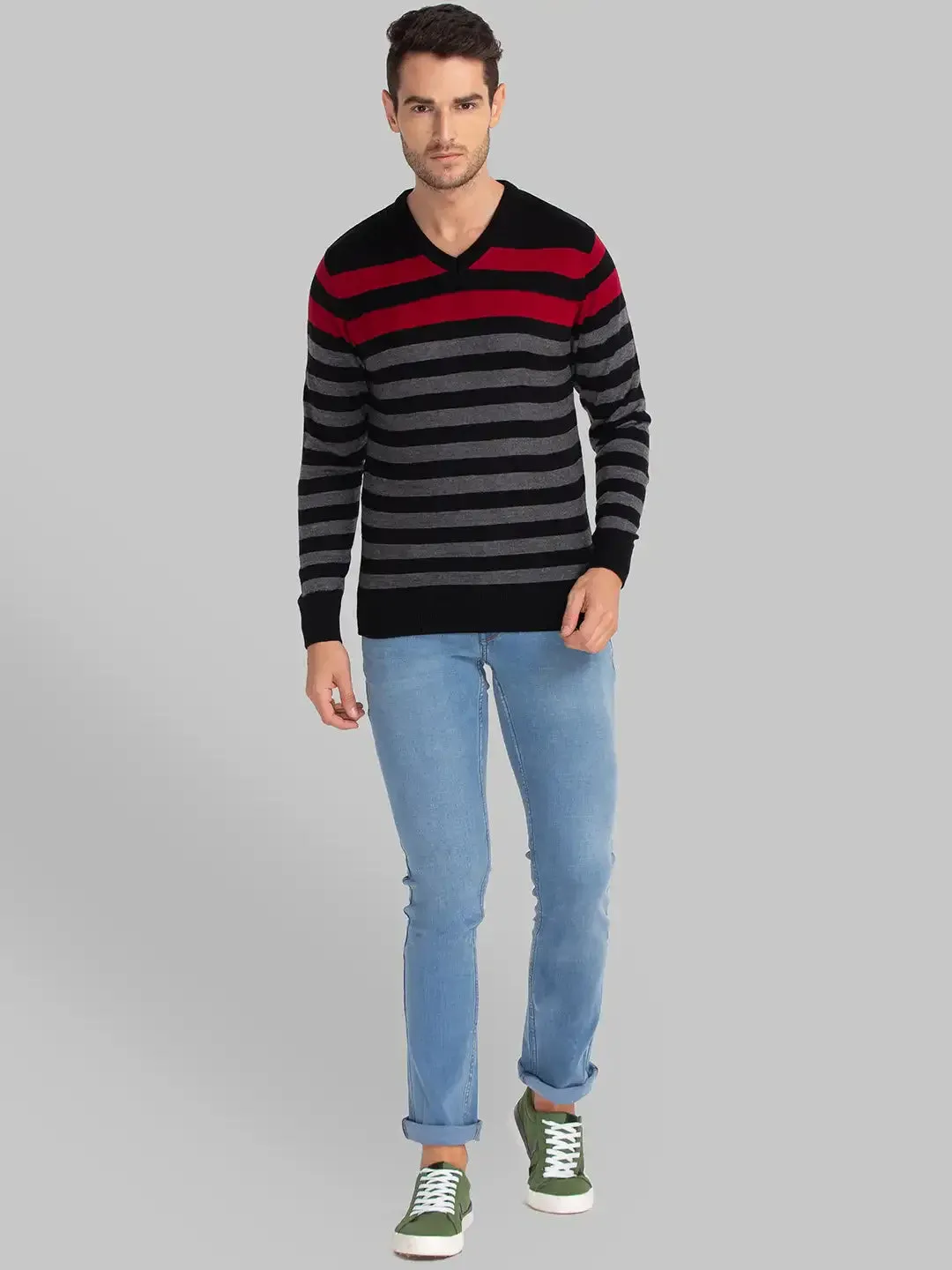 Men Black Yarn Dyed Acrylic Full Sleeve Sweaters