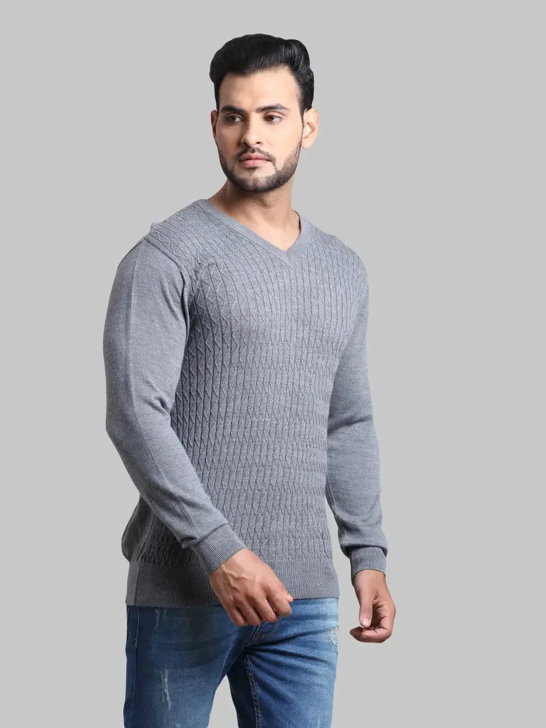 Men Grey Tailored Fit Jacquard Acrylic Wool Blend Full Sleeve V Neck Collar Sweaters