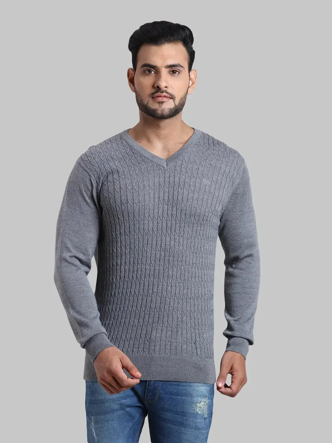 Men Grey Tailored Fit Jacquard Acrylic Wool Blend Full Sleeve V Neck Collar Sweaters