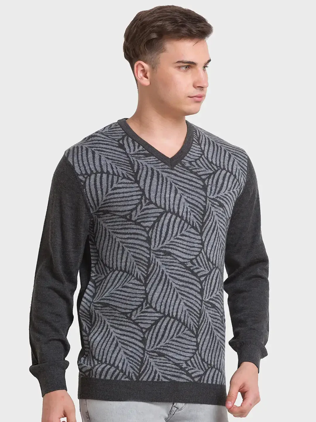 Men Grey Tailored Fit Jacquard Merino Wool Acrylic Blend Full Sleeve V Neck Collar Sweaters
