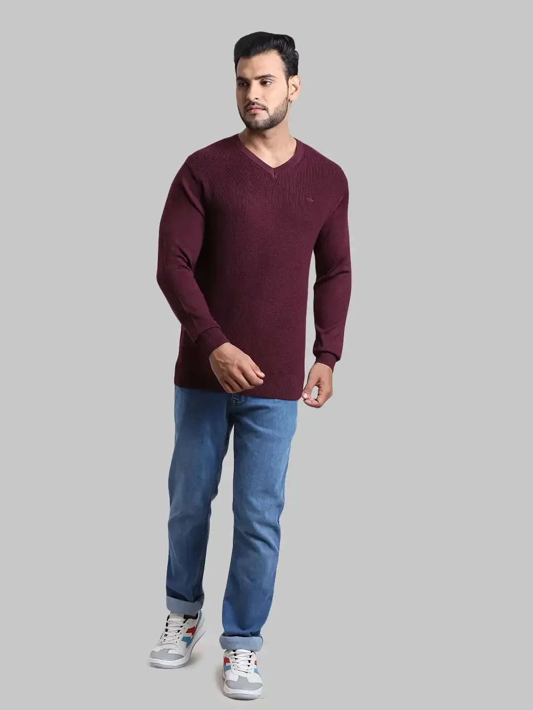 Men Maroon Tailored Fit Structure Acrylic Wool Blend Full Sleeve V Neck Collar Sweaters