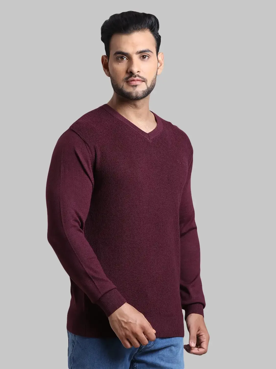 Men Maroon Tailored Fit Structure Acrylic Wool Blend Full Sleeve V Neck Collar Sweaters