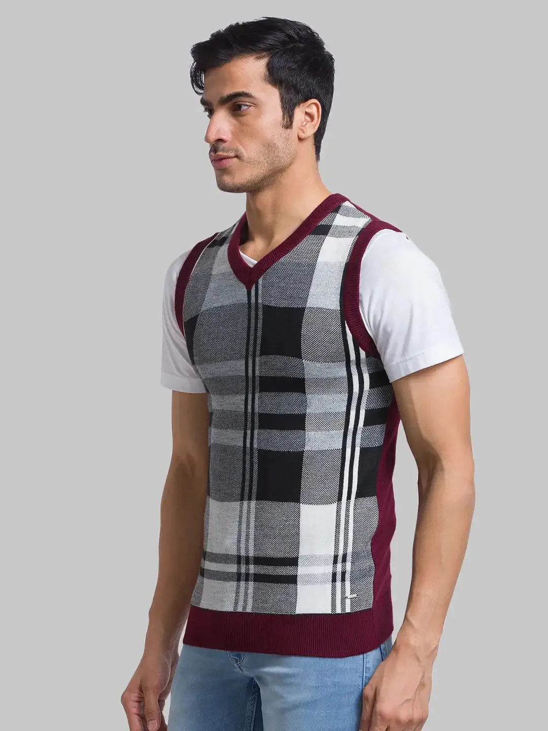 Men Maroon Yarn Dyed Acrylic Blend Sleeveless Sweaters
