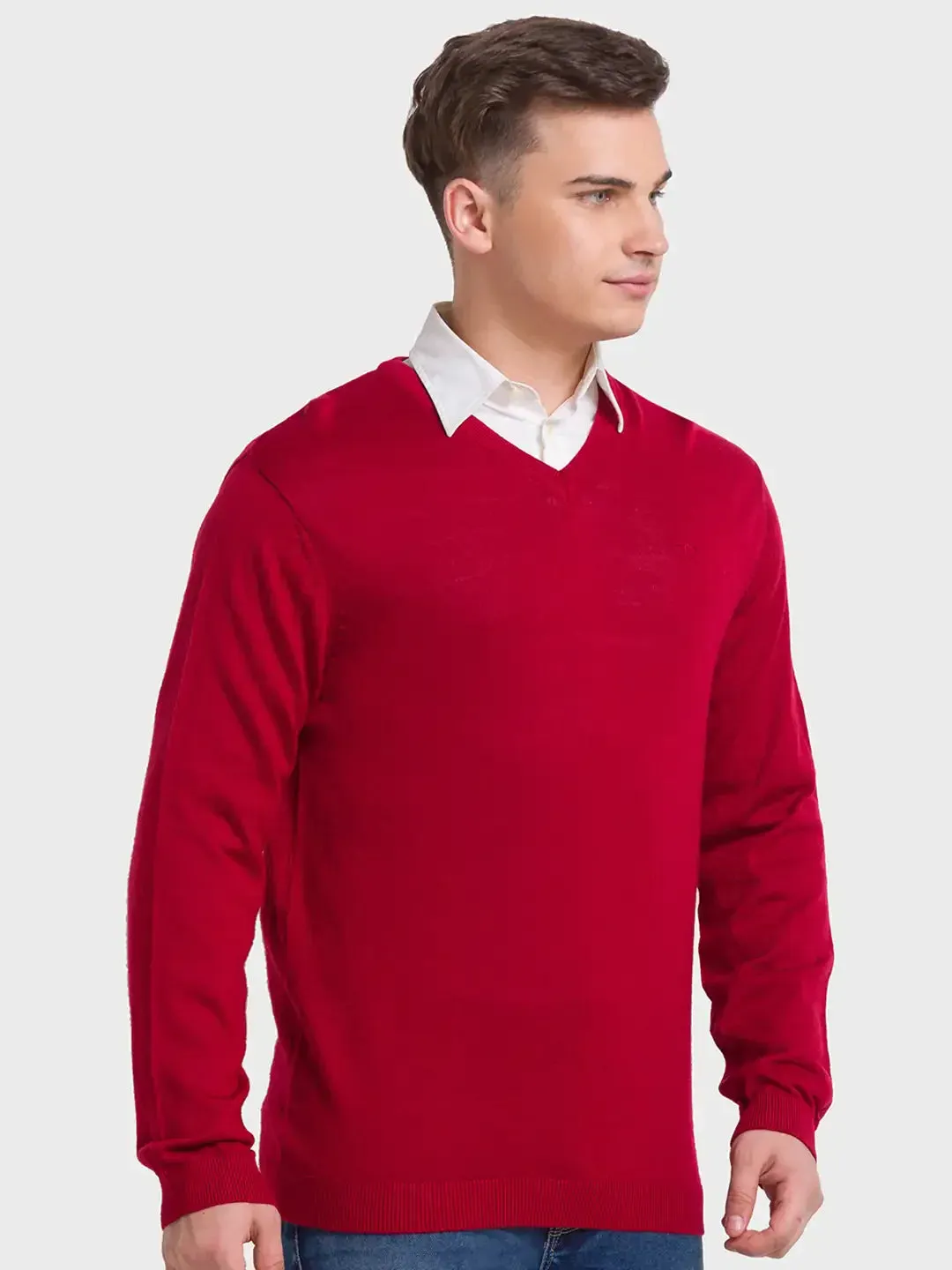 Men Red Tailored Fit Solid Merino Wool Acrylic Blend Full Sleeve V Neck Collar Sweaters