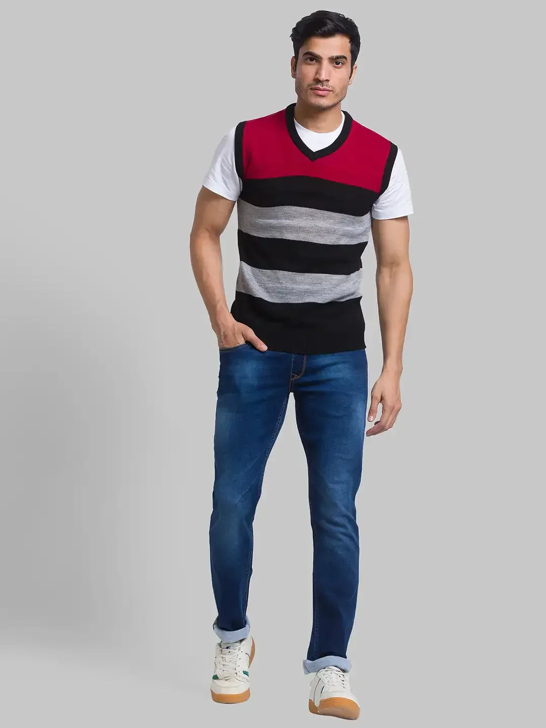 Men Red Yarn Dyed Acrylic Sleeveless Sweaters