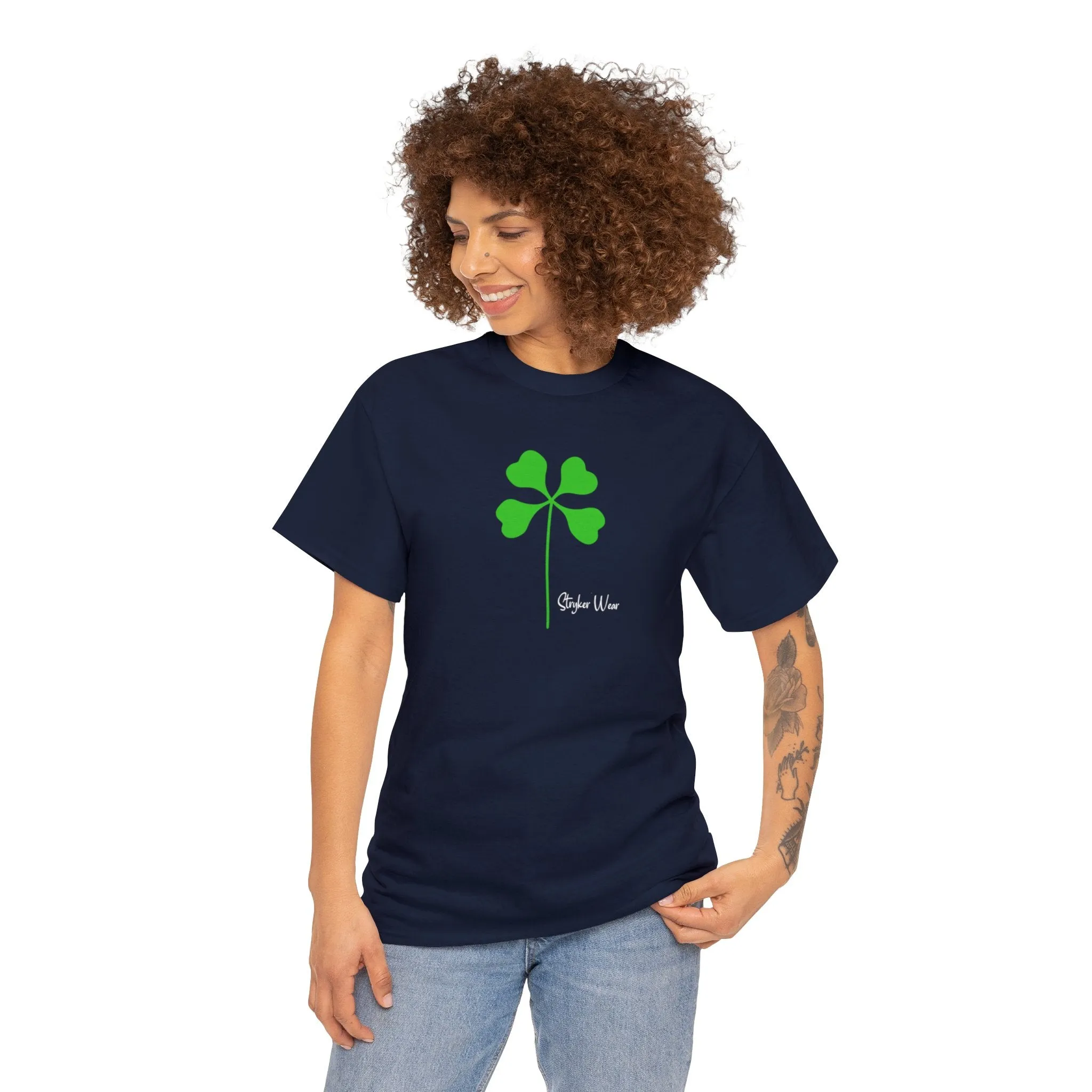 Simple Green Clover | Unisex Heavy Cotton Tee