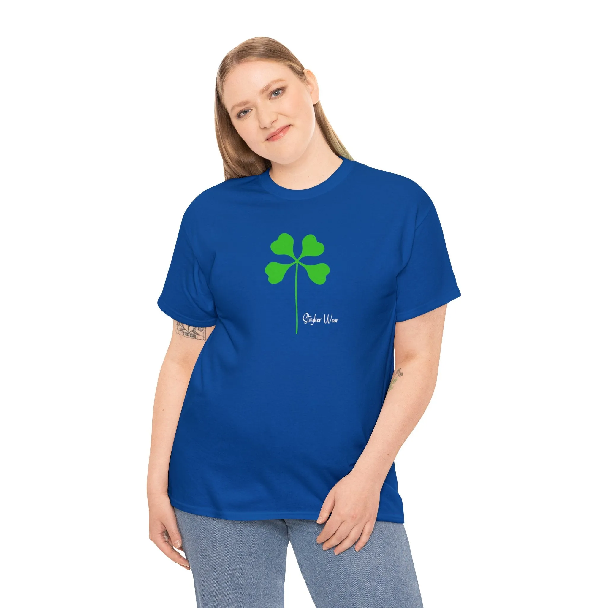 Simple Green Clover | Unisex Heavy Cotton Tee