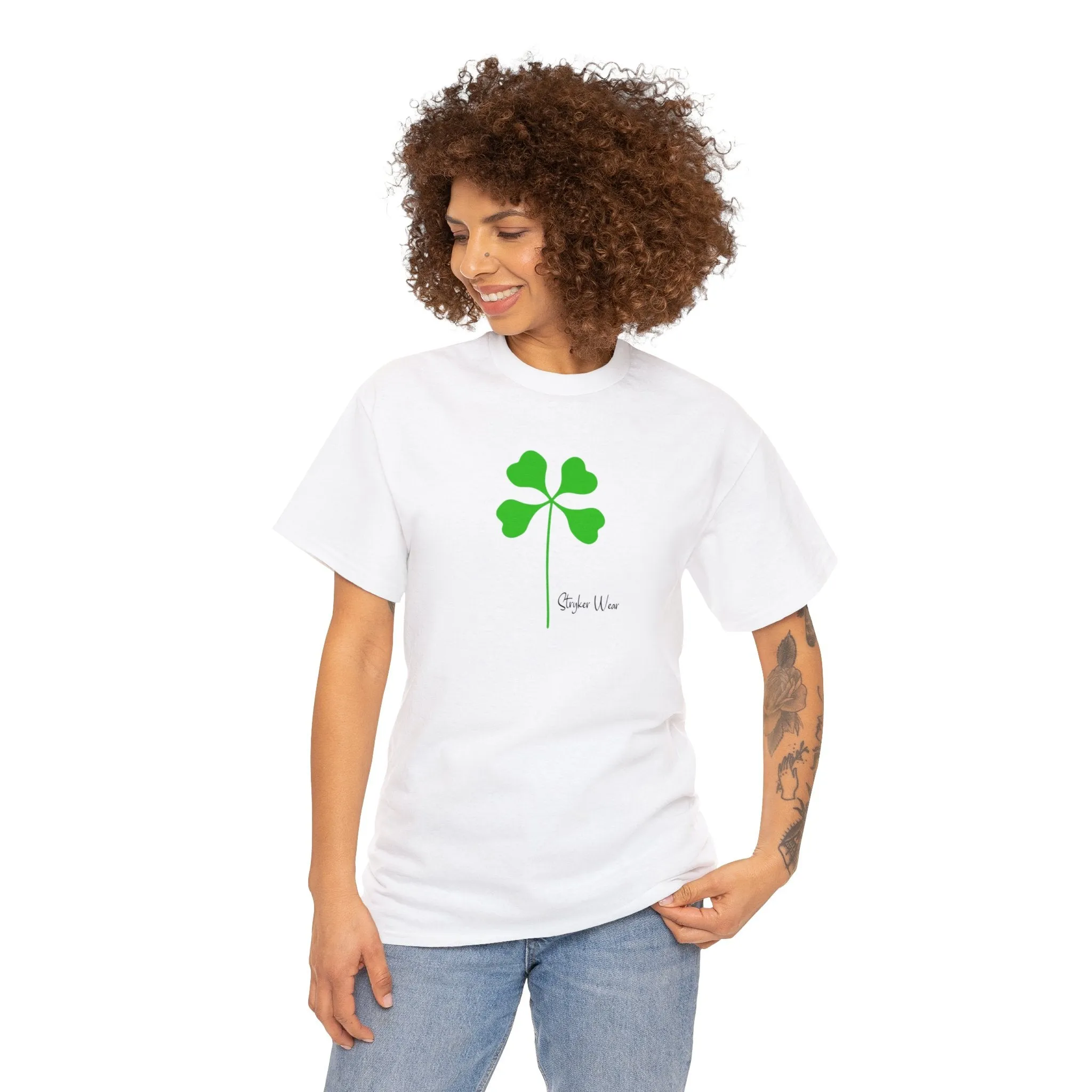 Simple Green Clover | Unisex Heavy Cotton Tee