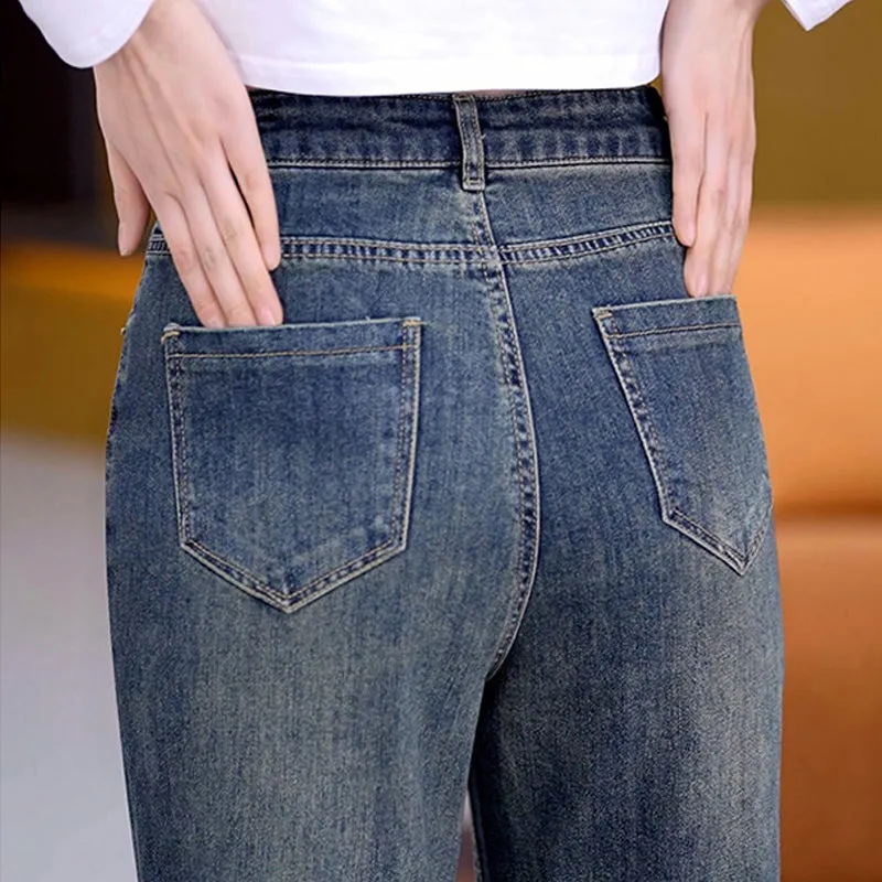 Womens Versatile Loose Fit Straight Jeans